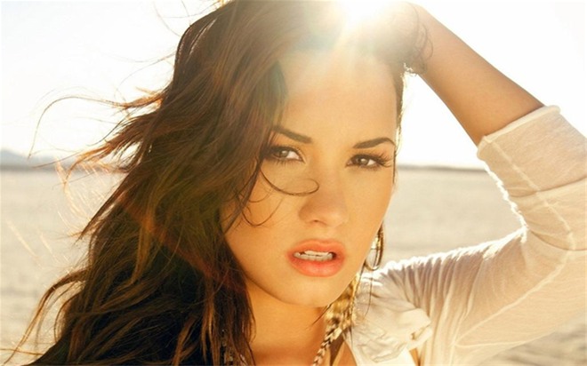 到了中年还桃花不断，魅力不减当年的三大星座女