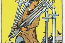 塔罗牌宝剑七正位事业财运发展如何？宝剑七正位事业财富结果