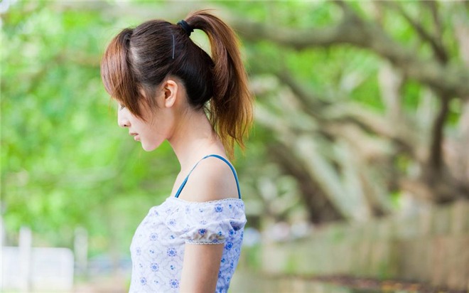 星座情感抉择：爱情与物质的取舍之道