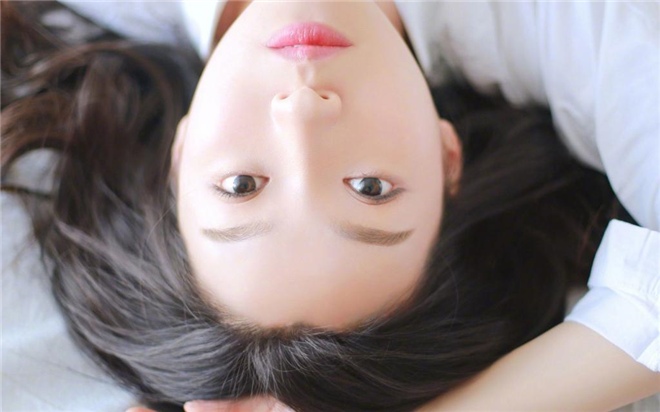 星座女性在恋爱关系中的贴心表现分析